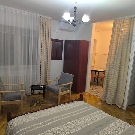 Guest House Major 아란젤로바츠 외부 사진